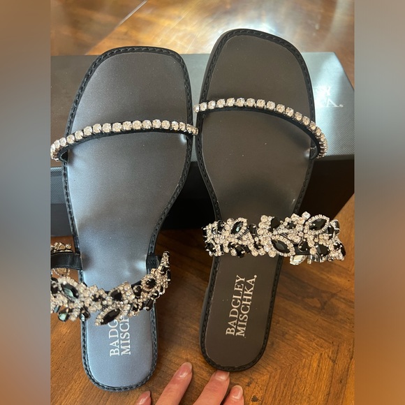Badgley Mischka “Jenelle” Embellished Strappy Black Rhinestone Sandal Size 8 - Picture 2 of 6